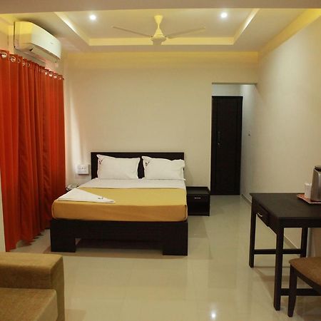 Riva Residency Hotel Palakkad Ngoại thất bức ảnh