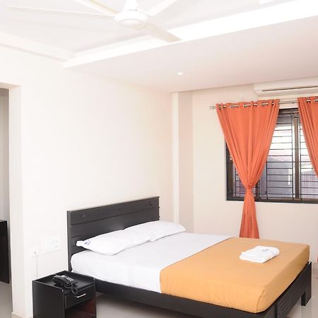 Riva Residency Hotel Palakkad Ngoại thất bức ảnh